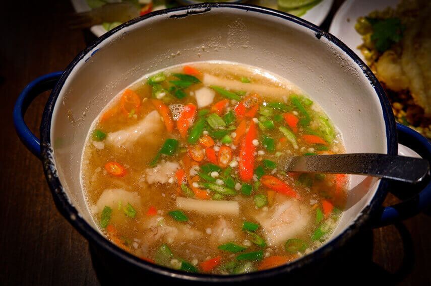 DSCF0413 5 - バンコク・プロンポンのSri Trat(シートラート)でミシュランお墨付きの東タイ料理を！